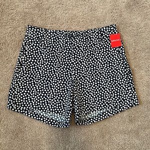 SPANX Sunshine Shorts-Medium